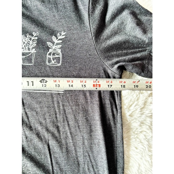 NWOT | 🪴Plants Are Friends Tee Shirt | Medium | Plant 🪴Lover Shirt | Charcoal - Picture 6 of 13